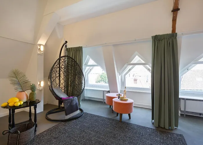 Pink Flamingo Boutique La Haye