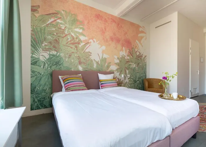 Pink Flamingo Boutique * Χάγη