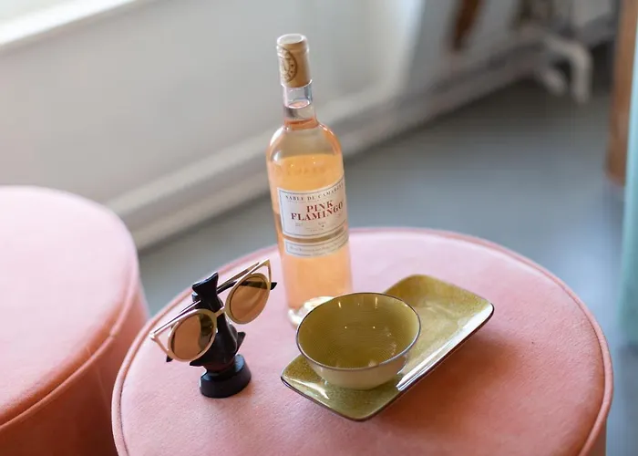 Pink Flamingo Boutique Hostel