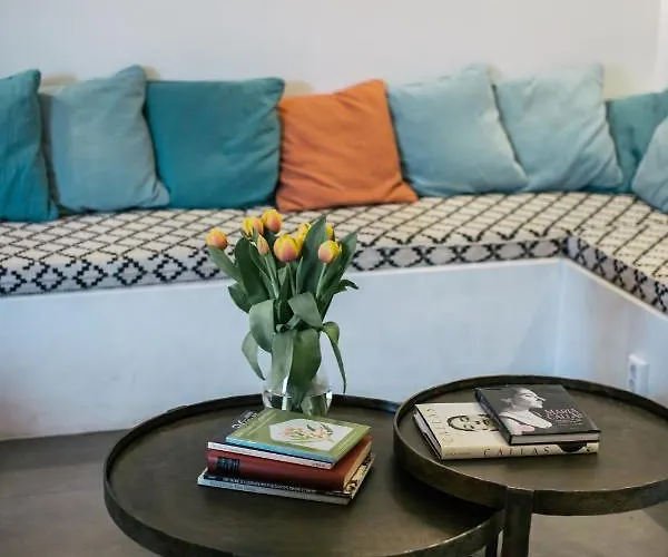 Pink Flamingo Boutique Hostel