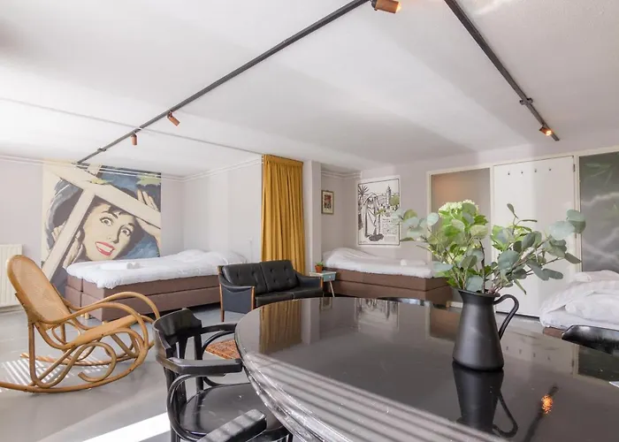 Hostel Pink Flamingo Boutique Χάγη