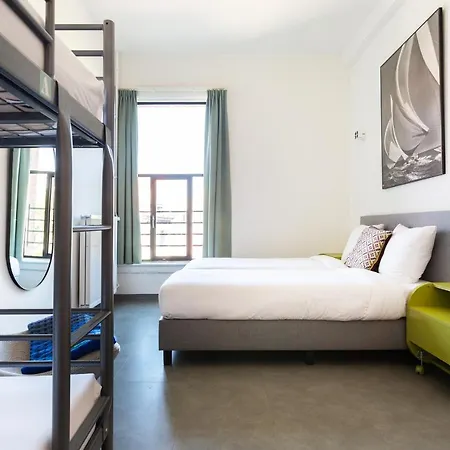 Pink Flamingo Boutique Hostel *