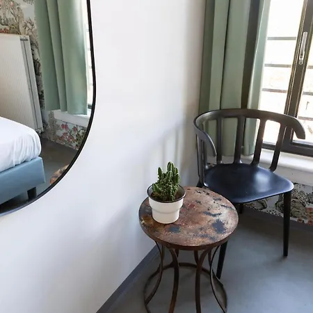 Pink Flamingo Boutique Hostel *