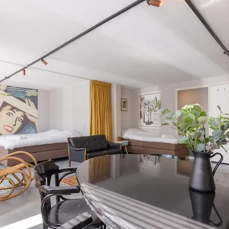 Hostel Pink Flamingo Boutique The Hague