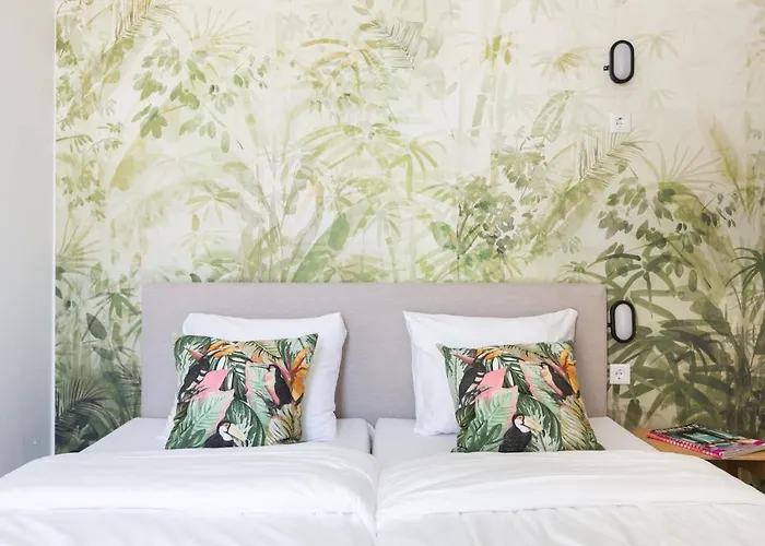 Pink Flamingo Boutique Hostel *