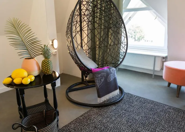 Pink Flamingo Boutique *